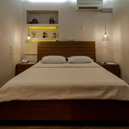 Meteora Hotel 3*