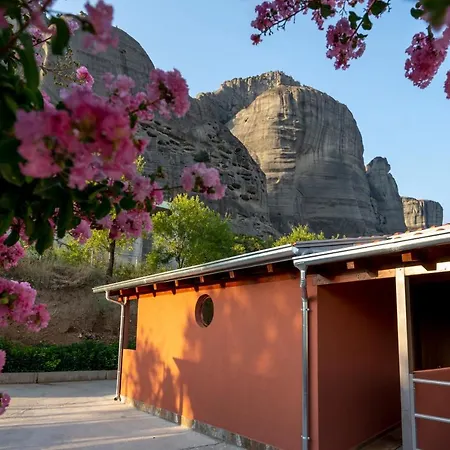 Meteora מלון