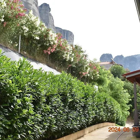 Meteora Hotel 3*